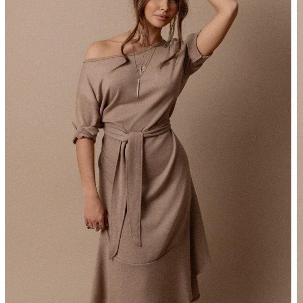Joyfolie One Shoulder Tan Dress